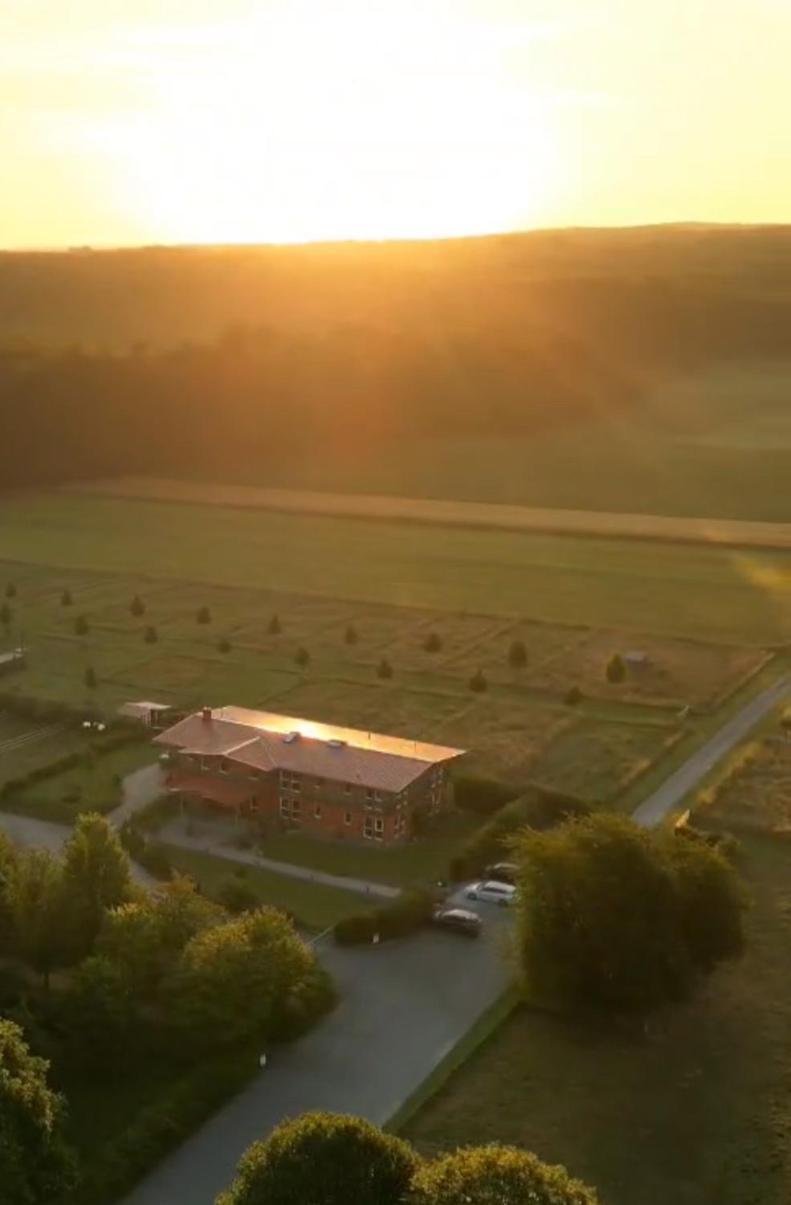 Hotel Rappenhof Breuna Esterno foto